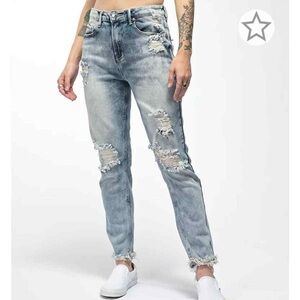 NWT Almost Famous vintage mom Jean distressed skinny